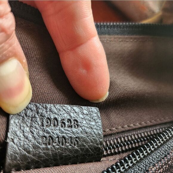 Gucci Black Monogram Messenger Bag - Picture 10 of 16